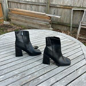 Black Boots‎ - Circus by Sam Edelman size 8.5 Layla
